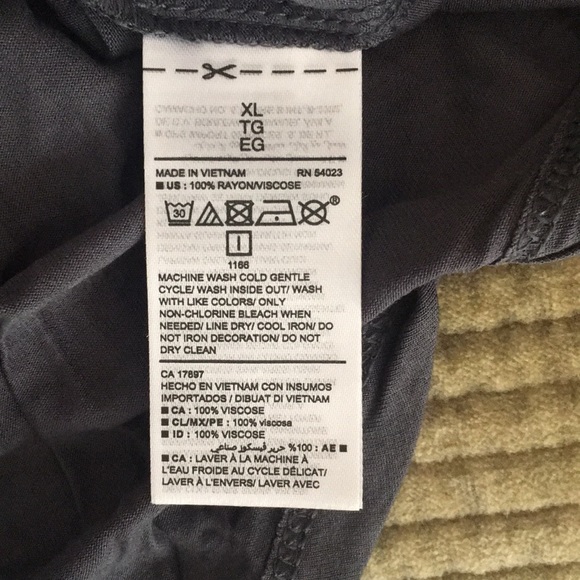 NWT Old Navy Be There in a Prosecco Tee - Picture 5 of 5